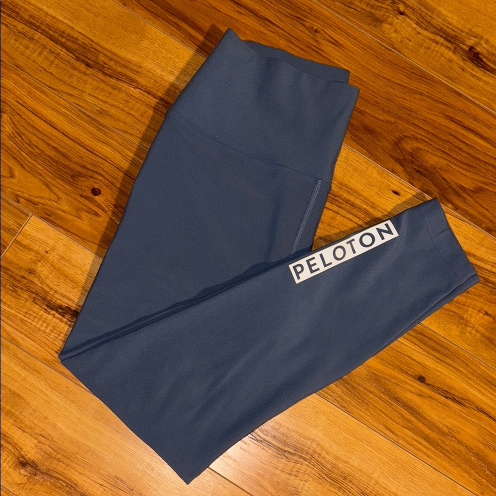 Peloton High Rise Oasis Blue Leggings 25" Size Medium - Picture 6 of 6